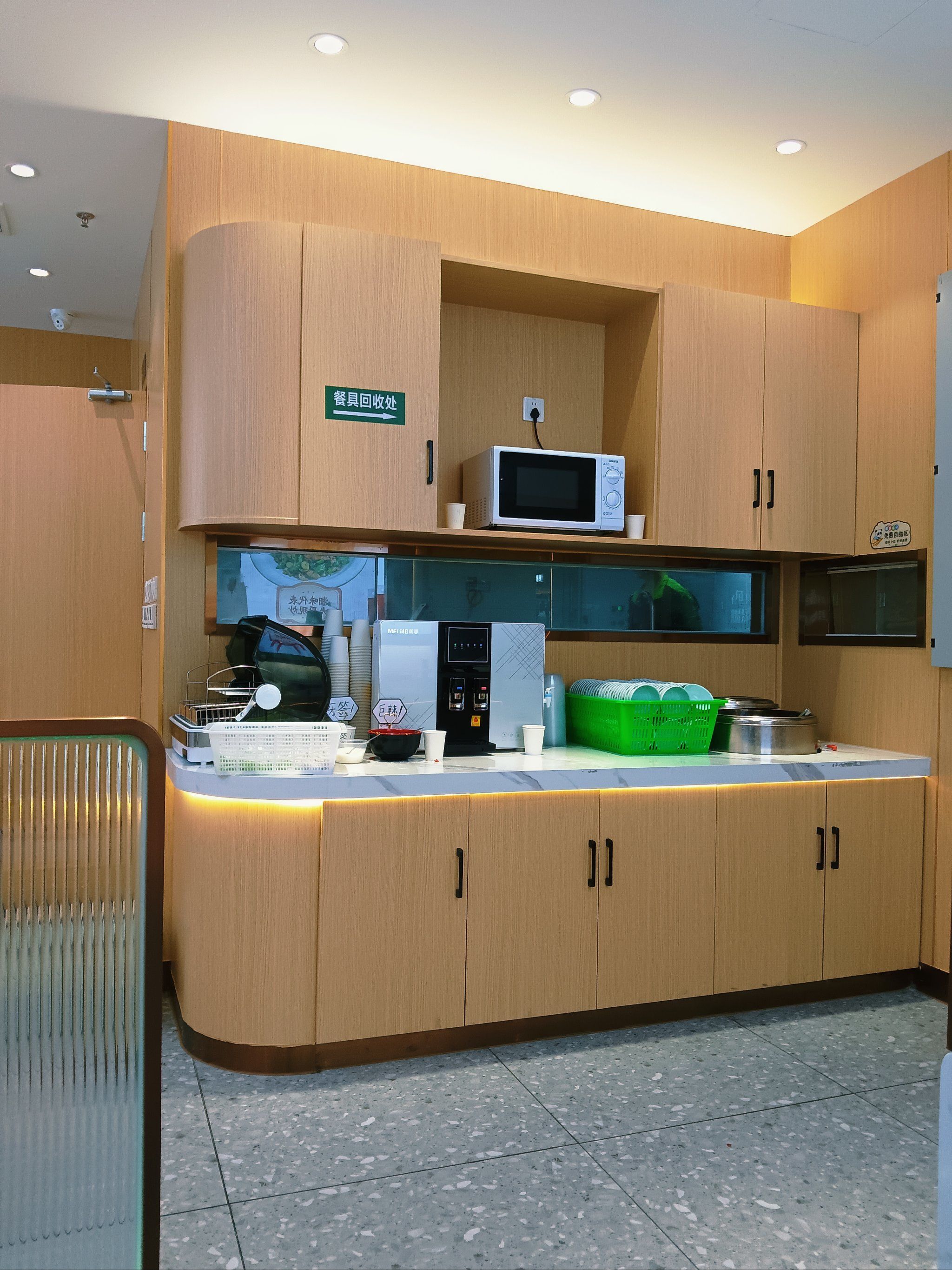 新開湘菜快餐店 便捷服務(wù)體驗(yàn)全解析