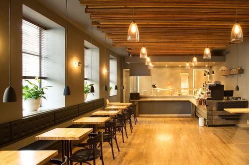 從盒飯快餐到自助餐廳 服務(wù)崗位中的成長與蛻變